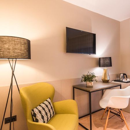 Up Rooms Vic Hotel Zewnętrze zdjęcie