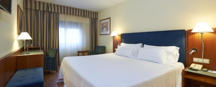 Up Rooms Vic Hotel Zewnętrze zdjęcie