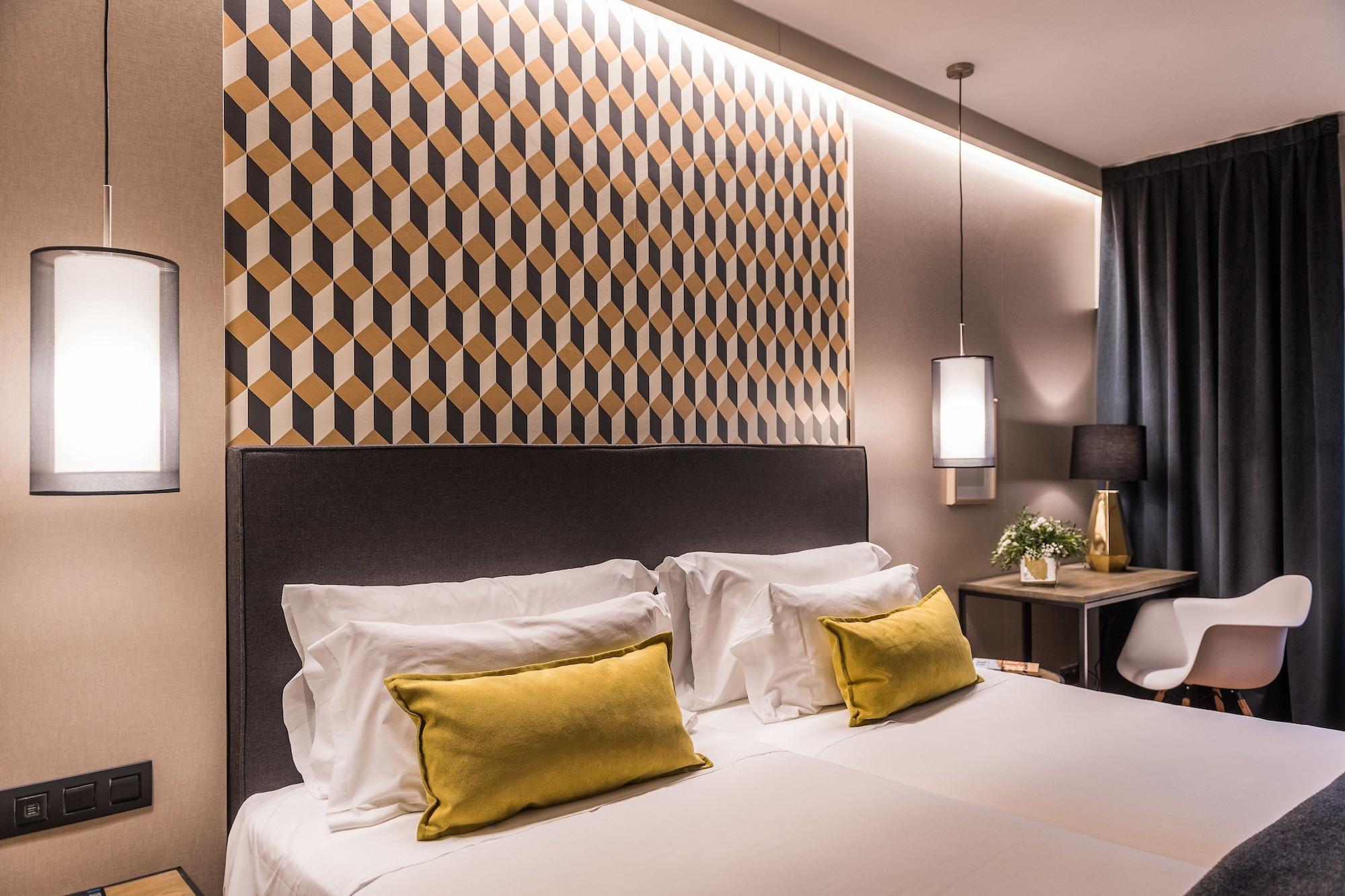 Up Rooms Vic Hotel Zewnętrze zdjęcie