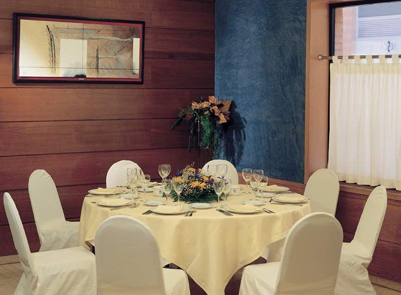 Up Rooms Vic Hotel Zewnętrze zdjęcie