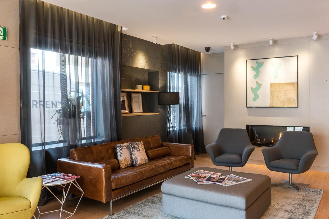Up Rooms Vic Hotel Zewnętrze zdjęcie