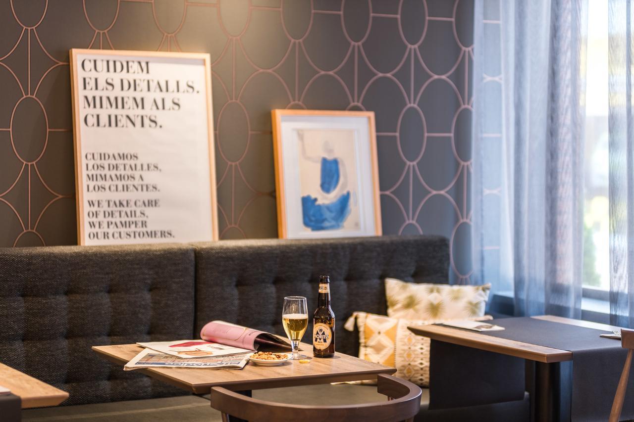 Up Rooms Vic Hotel Zewnętrze zdjęcie