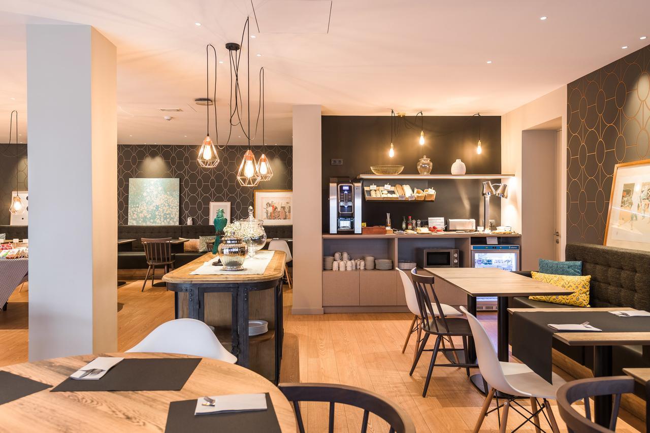 Up Rooms Vic Hotel Zewnętrze zdjęcie