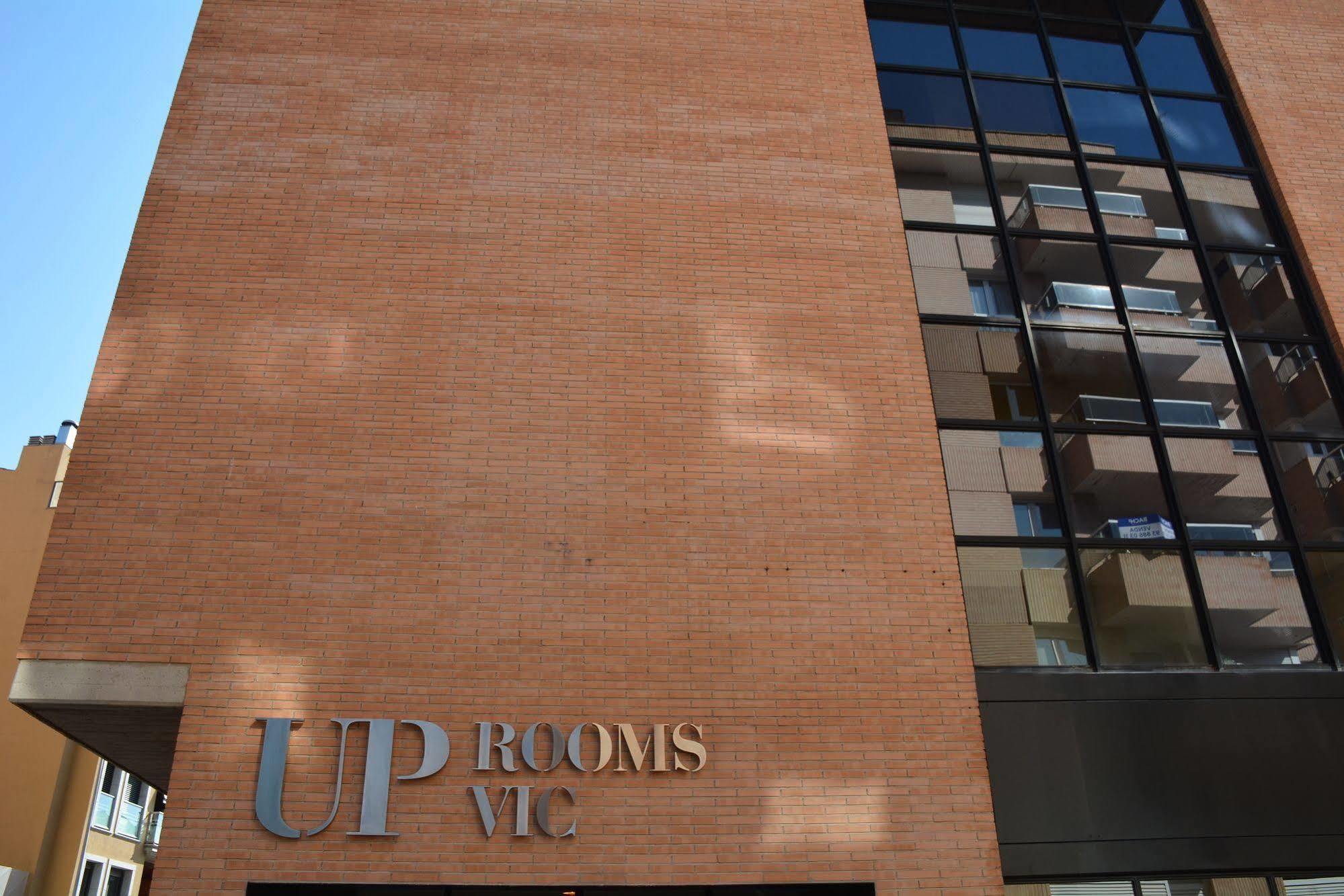Up Rooms Vic Hotel Zewnętrze zdjęcie