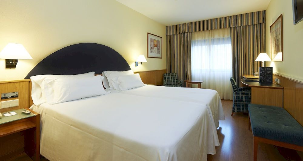 Up Rooms Vic Hotel Zewnętrze zdjęcie